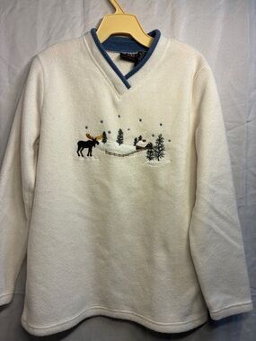 croft & barrow Cream V-Neck Fleece Sweater with Winter Embroidery